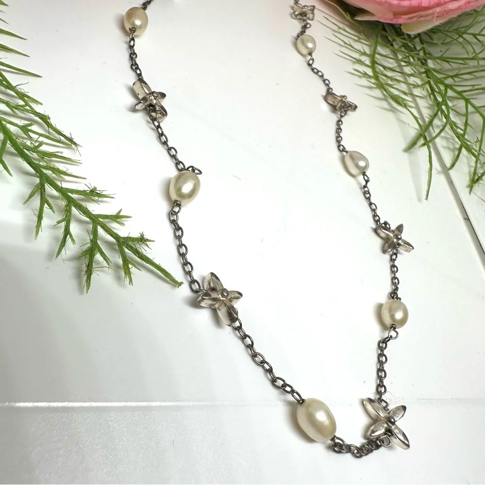 Vintage⚜️Sterling Silver & Pearl Charm Chain Necklace